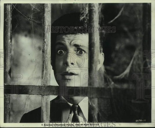 1965 Frankie Avalon stars in "Dr. Goldfoot" as S.I.C Agent - Historic Images