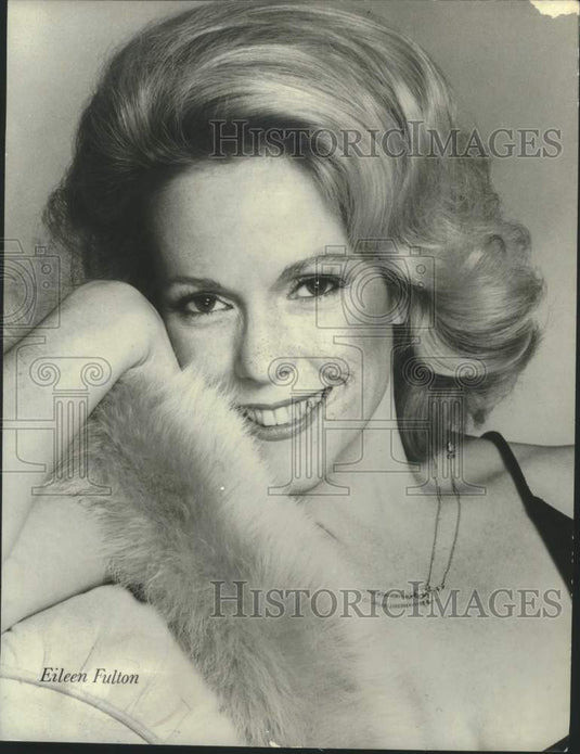 Close up view of actress Eileen Fulton - Historic Images