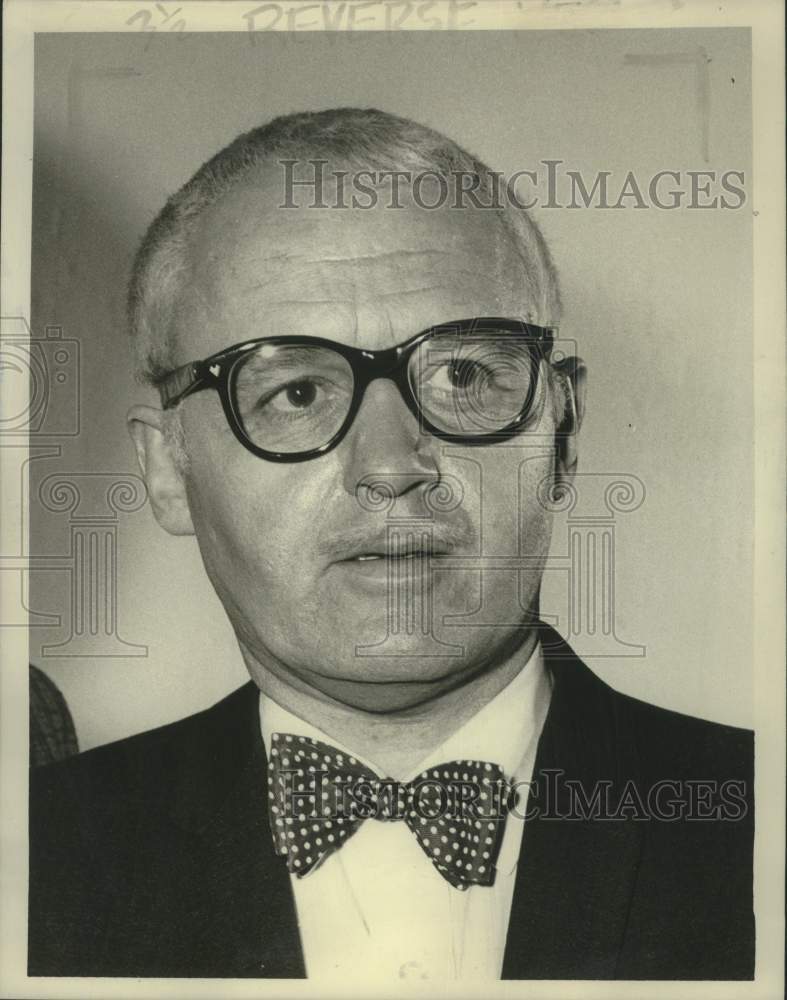 1964 Press Photo Portrait of actor Rod Steiger - lrx07673 - Historic Images