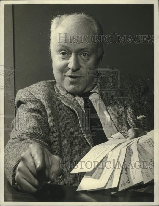 Larry Gates stars in "The Man With a Thousand Faces" - Historic Images