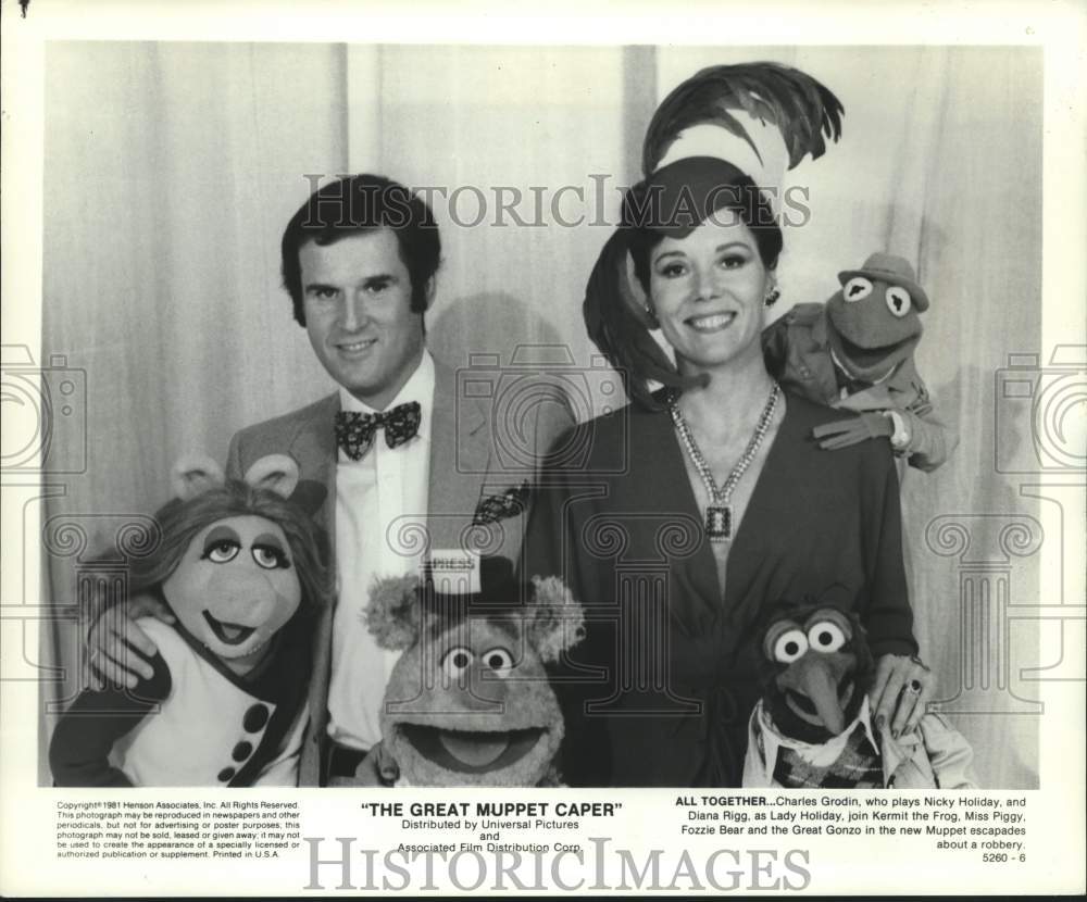 1981 Charles Grodin and Diana Rigg on &quot;The Great Muppet Caper&quot; - Historic Images