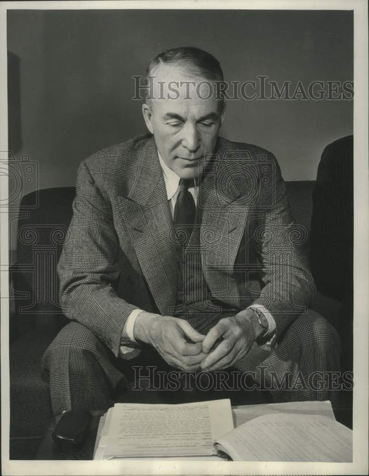 1947 Author Archibald MacLeish in "The Son of Man" on CBS - Historic Images