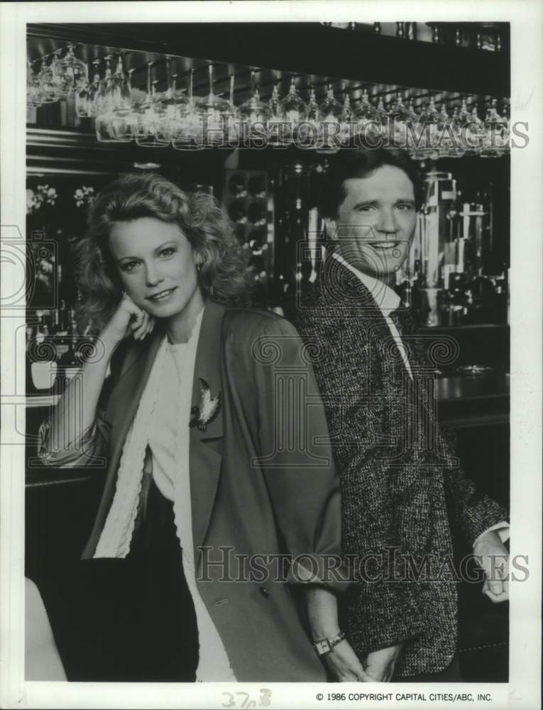 1986 Shelley Hack and Tom Mason star in the series &quot;Jack and Mike&quot; - Historic Images