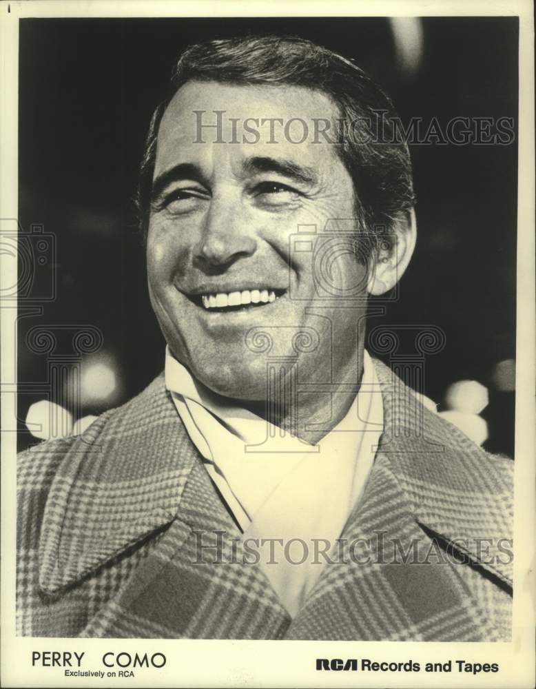 1975 American Singer Perry Como - Historic Images