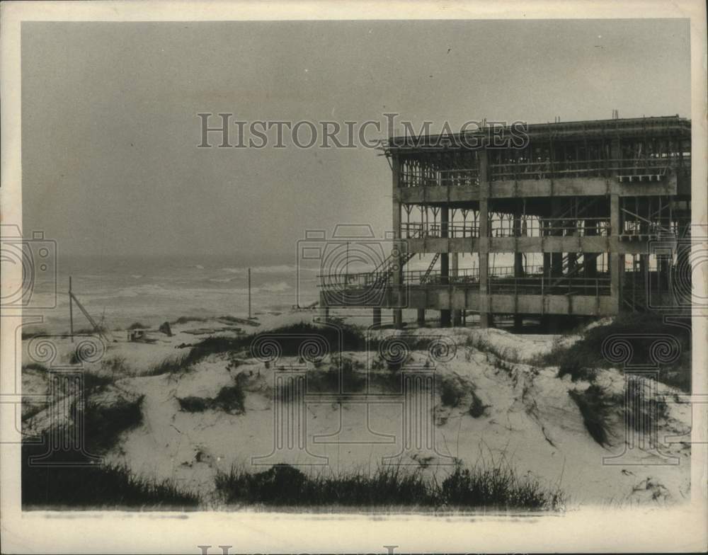 1973 Gulf Coast Beach - Historic Images