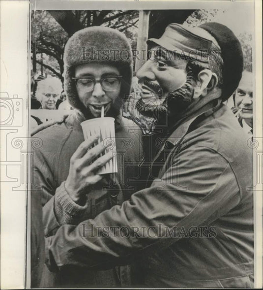 1966 Kent Courtney Wears Fidel Castro Mask During Demonstration - Historic Images