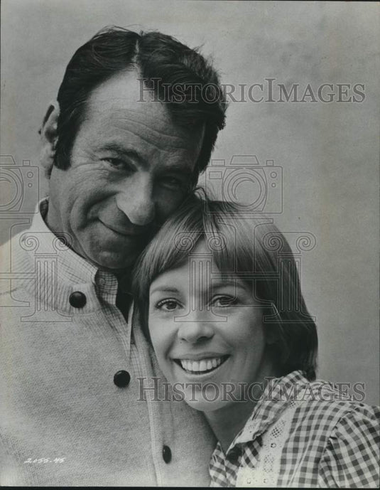 1973 Walter Matthau & Carol Burnett Co-Star in the "Pete n' Tillie" - Historic Images