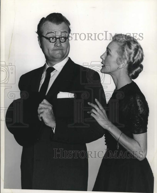 1957 Press Photo Red Skelton & Virginia Grey on The Red Skelton Show - lrx17438 - Historic Images