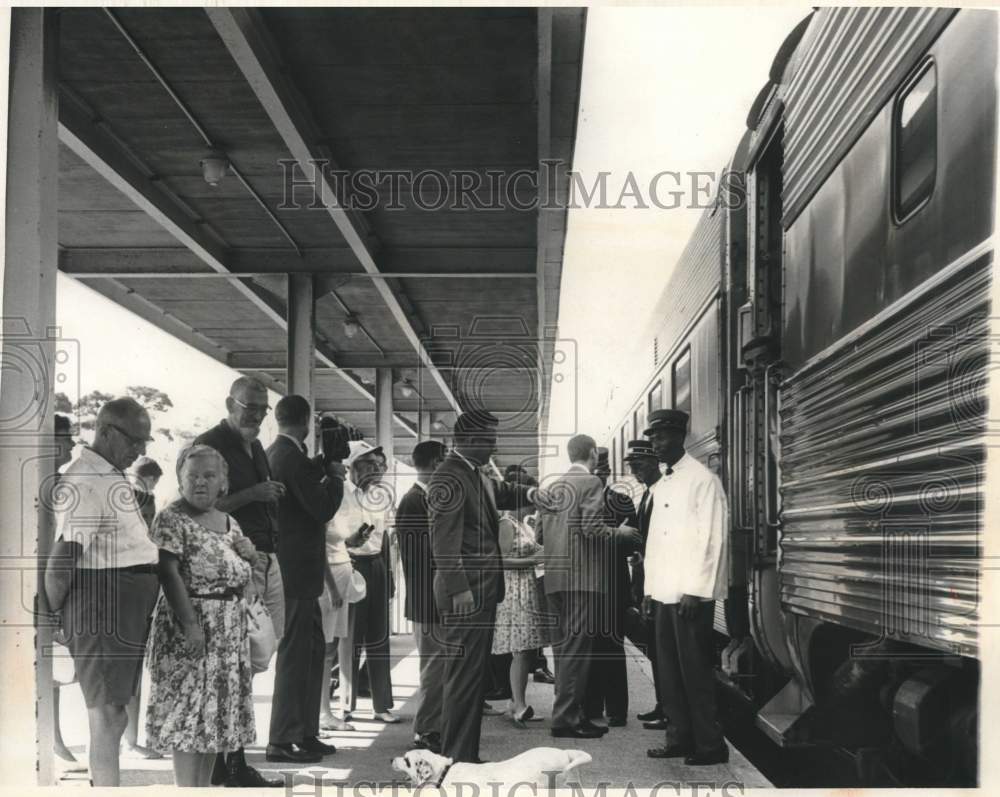 1965 Passengers at North Dade Station Wait to Board Daily FEC Train - Historic Images