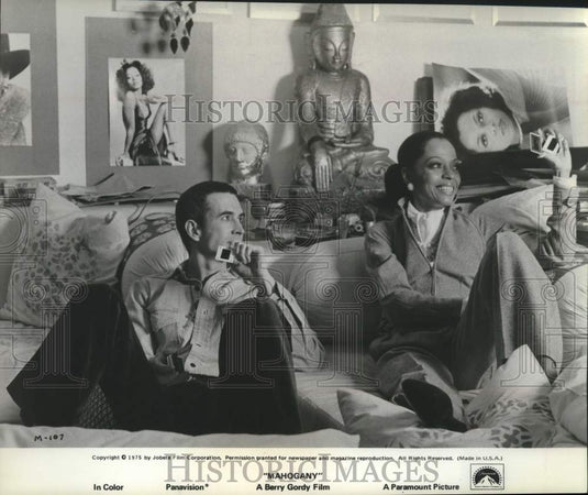1975 Actor Anthony Perkins co stars with Diana Ross in "Mahogany" - Historic Images