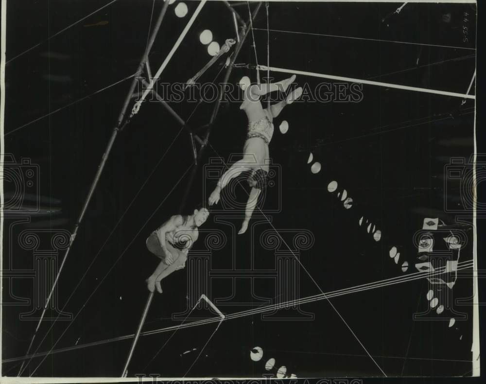 1955 Press Photo Aerialists Perform with Barnum &amp; Bailey Circus, Boston - Historic Images