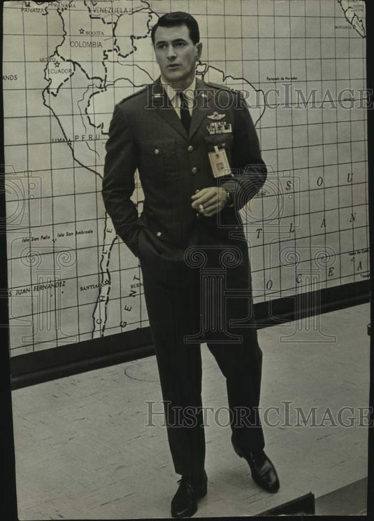 Press Photo American Actor Rock Hudson in Military Uniform - lrx27730 Historic Images Press Photo American Actor Rock Hudson in Military Uniform - lrx27730 Historic Images