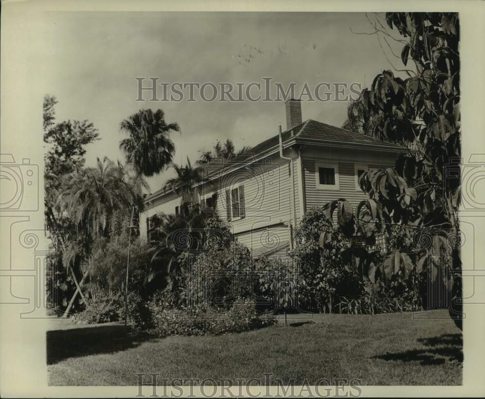 Exterior view of Thomas Edison House Museum - Historic Images