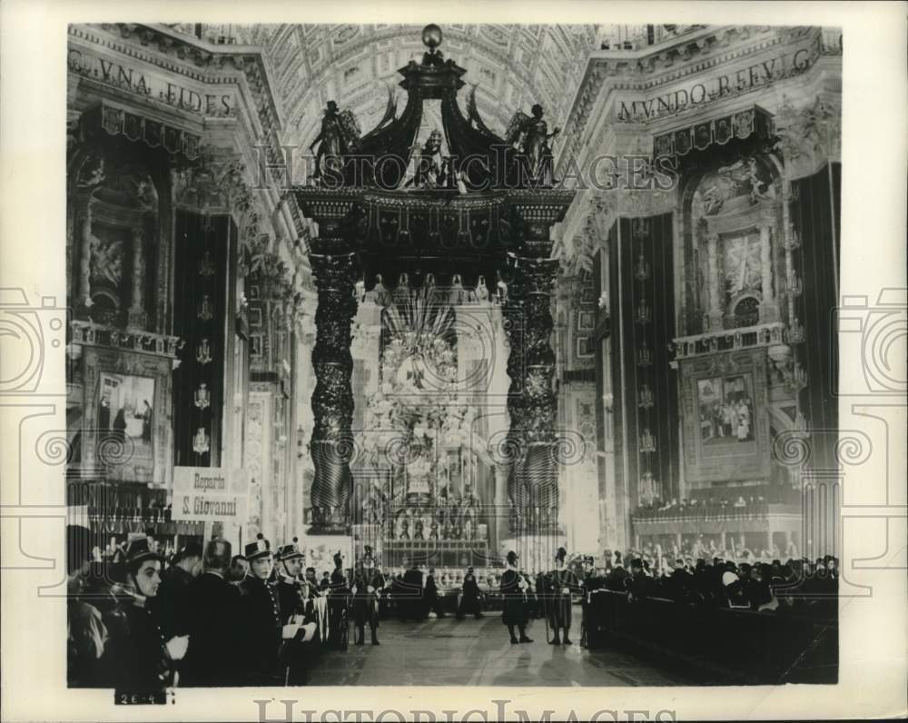 1957 Interior View of Saint Peter&#39;s Basilica, Vatican City, Italy-Historic Images