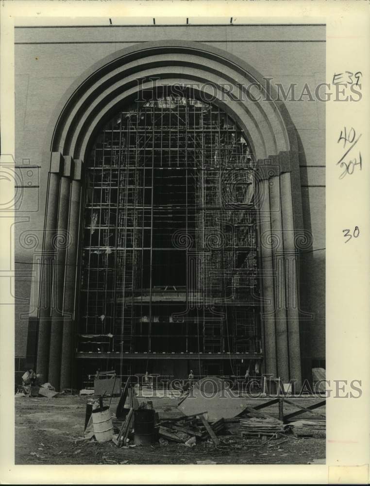 1985 View Of The Entrance Of The Wortham Theatre From The Outside - Historic Images