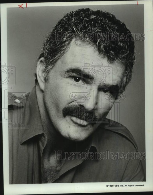 1990 Press Photo Burt Reynolds in "Evening Shade" on CBS - lrx33793 - Historic Images