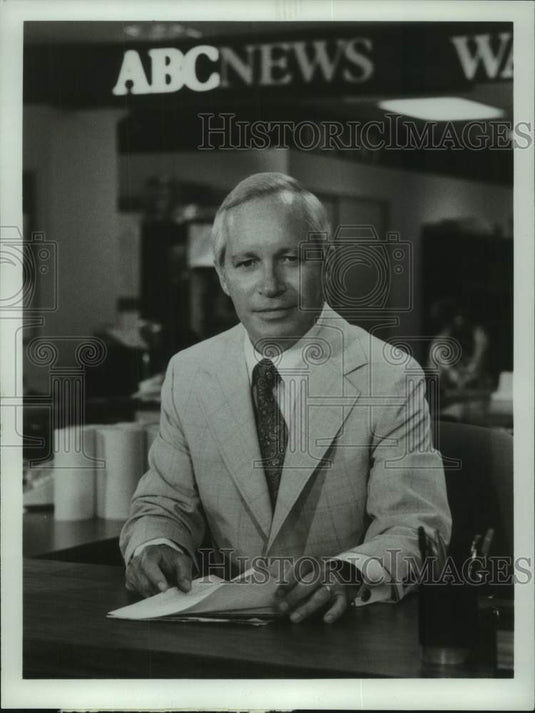 1978 ABC News Correspondent Frank Reynolds in "The '78 Vote" - Historic Images