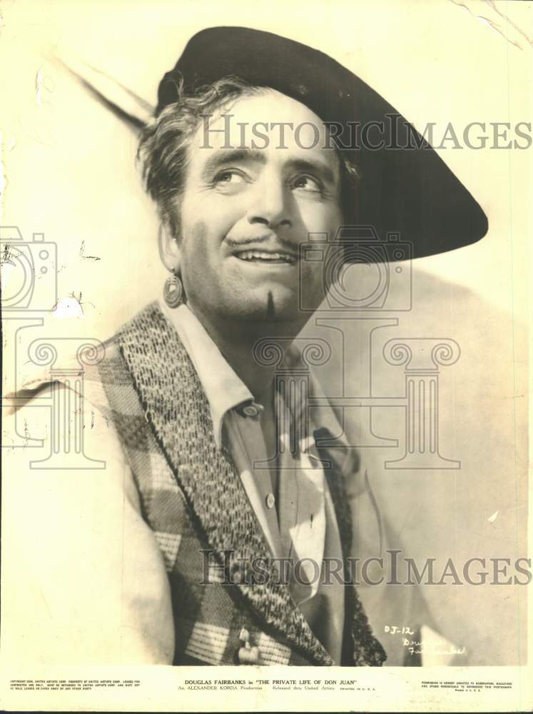 1934 Douglas Fairbanks stars in &quot;The Private Life of Don Juan&quot; - Historic Images