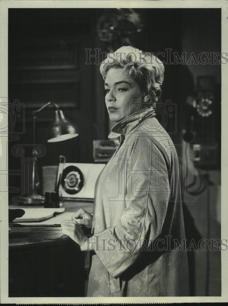 1960 Simone Signoret In &quot;Don&#39;t You Remember?&quot; At Electric Theater - Historic Images