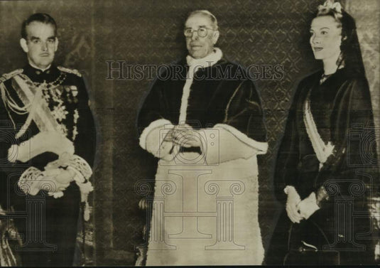 1957 Prince Rainier and Princess Grace with the Pope in Vatican City-Historic Images