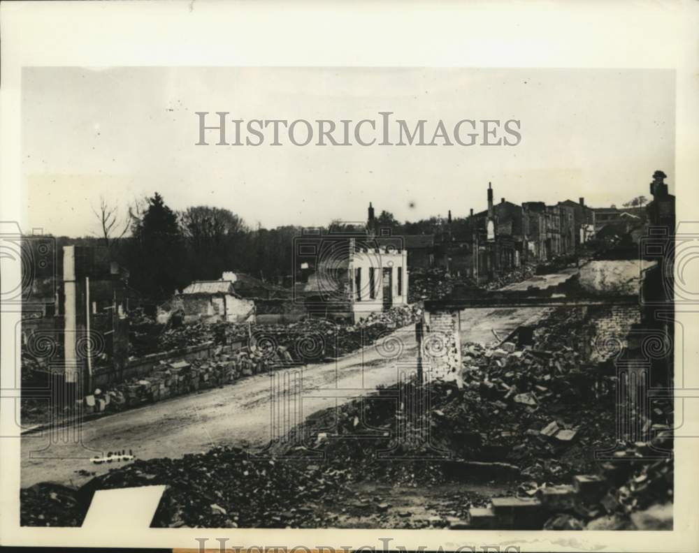 1939 Town on Belgium Border, North of France, in Shambles - Historic Images