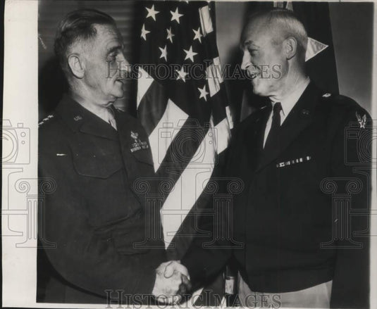 1946 Army Gen Henry Arnold shakes Gen Carl Spaatz's hand - Historic Images
