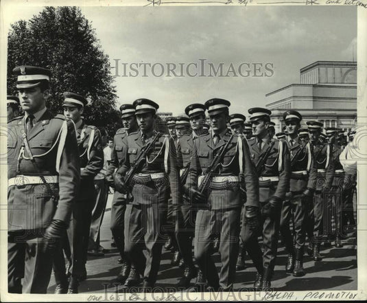 1968 Troops March in Front of Poland's Tomb of the Unknown Soldier-Historic Images