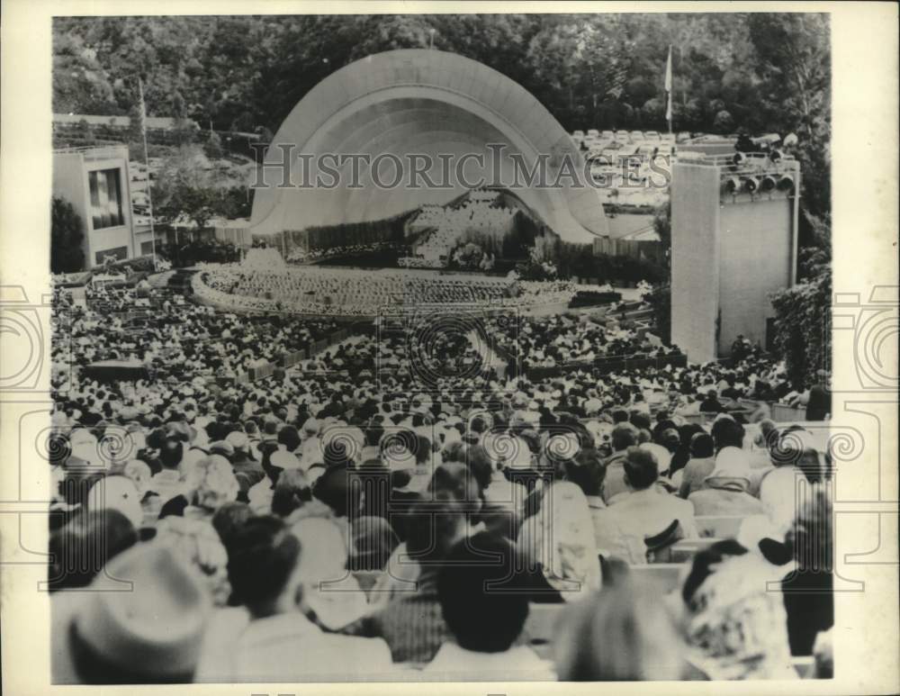 1958 Traditional Easter Service at the Hollywood Bowl-Historic Images