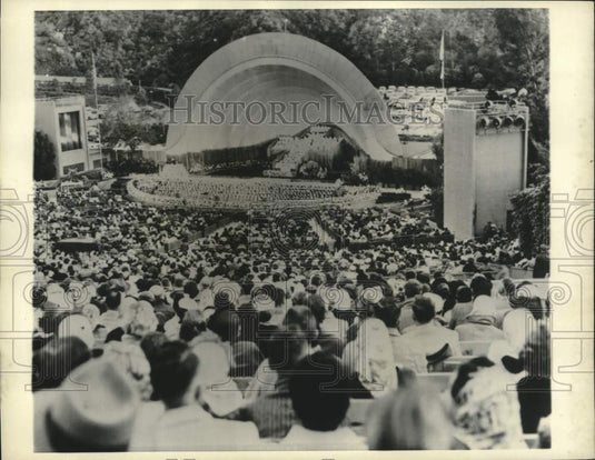 1958 Traditional Easter Service at the Hollywood Bowl-Historic Images
