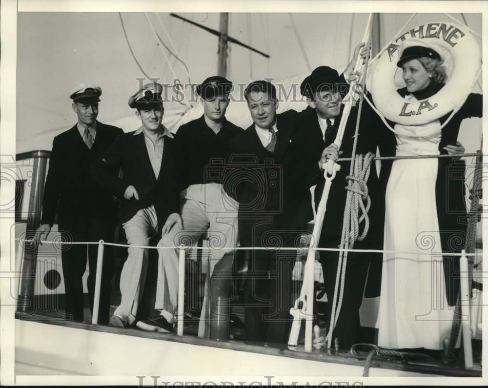 1935 Press Photo Tay Garnett, and Film Members aboard the Yacht Athene - Historic Images