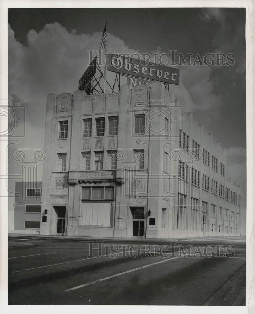 Press Photo The old Charlotte Observer &amp; News Building - lry19027- Historic Images