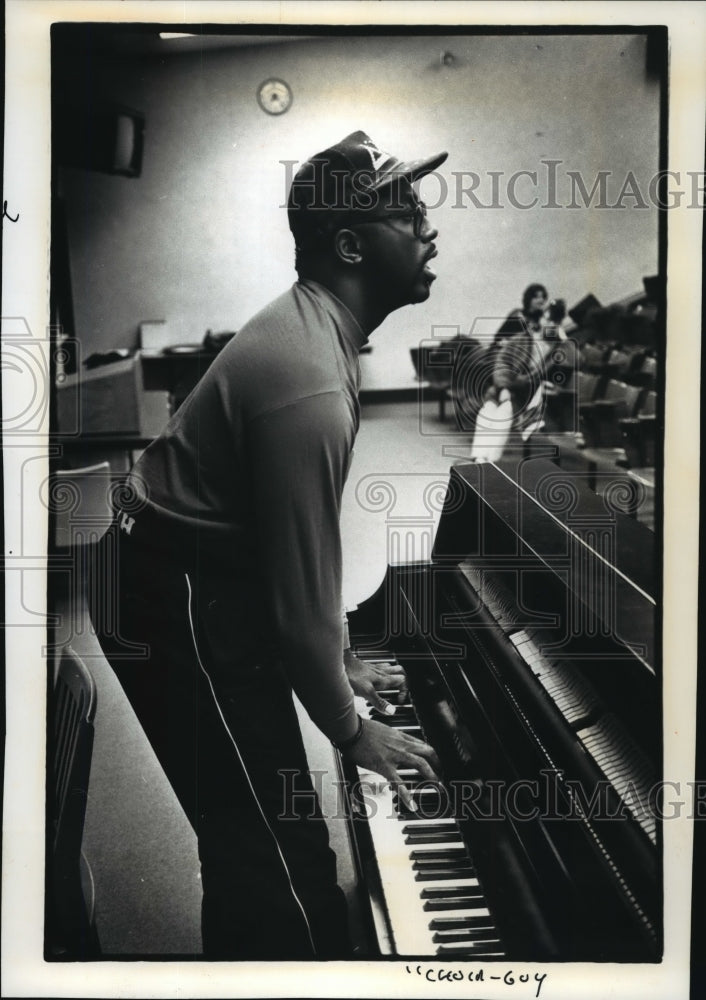 1991 Press Photo Marquette Gospel Choir Director Barry Ward - mja00712 - Historic Images