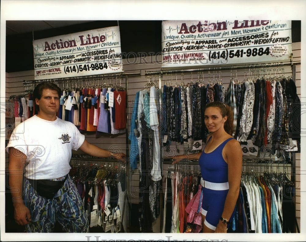 1994 Press Photo Beth &amp; Joe Clark, owners of Action Line Ltd, Clothing Store - Historic Images