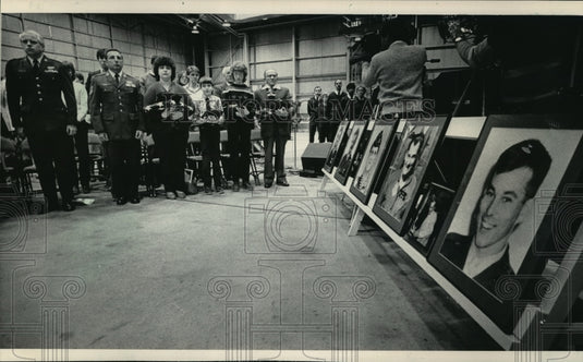 1985 Press Photo Air Force Reserve's 440th Tactical Airlift Wing crash victims - Historic Images