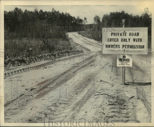 1963 Press Photo This is a private road on property of Norris C Adams - Historic Images