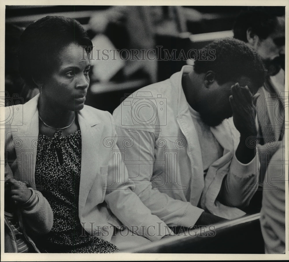 1984 Press Photo Eric B Adway&#39;s parents, Bobble and Arthur reacted as an inquest-Historic Images