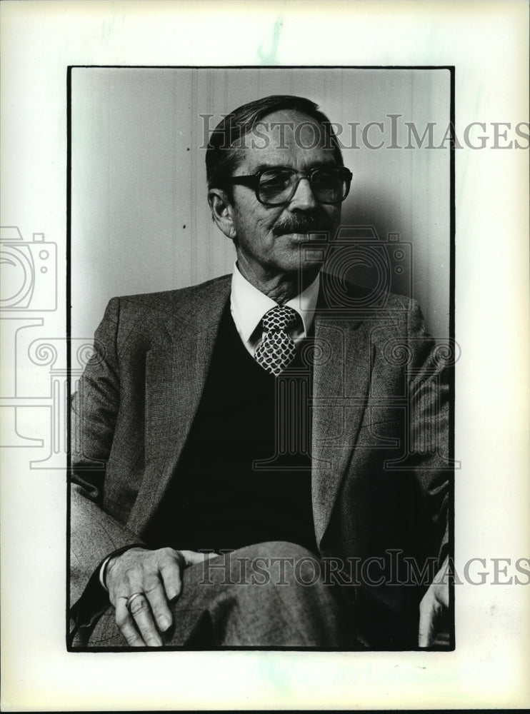 1982 Press Photo Rev Roy Alberswerth of the United Church of Christ - mja02029-Historic Images