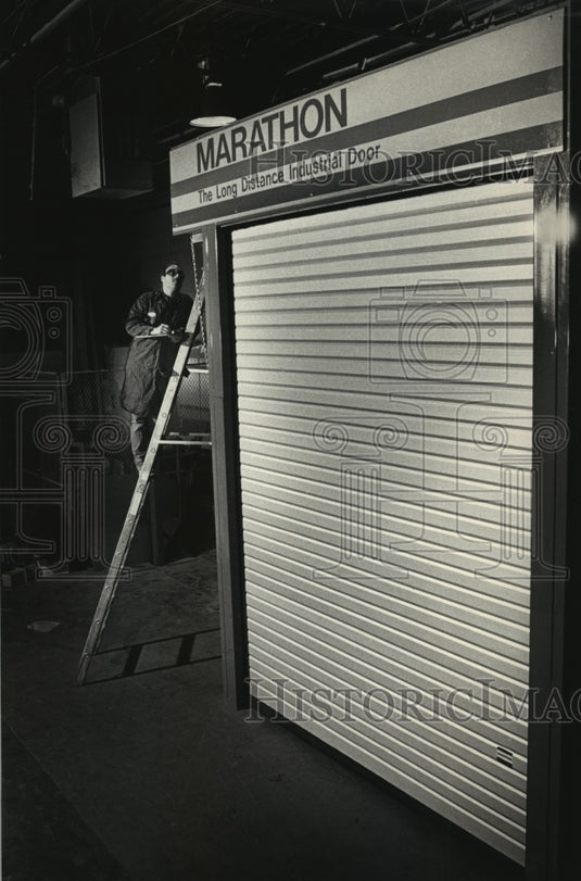 1988 Press Photo Jay Foss, an employee of ASI Technologies Inc - mja02103 - Historic Images