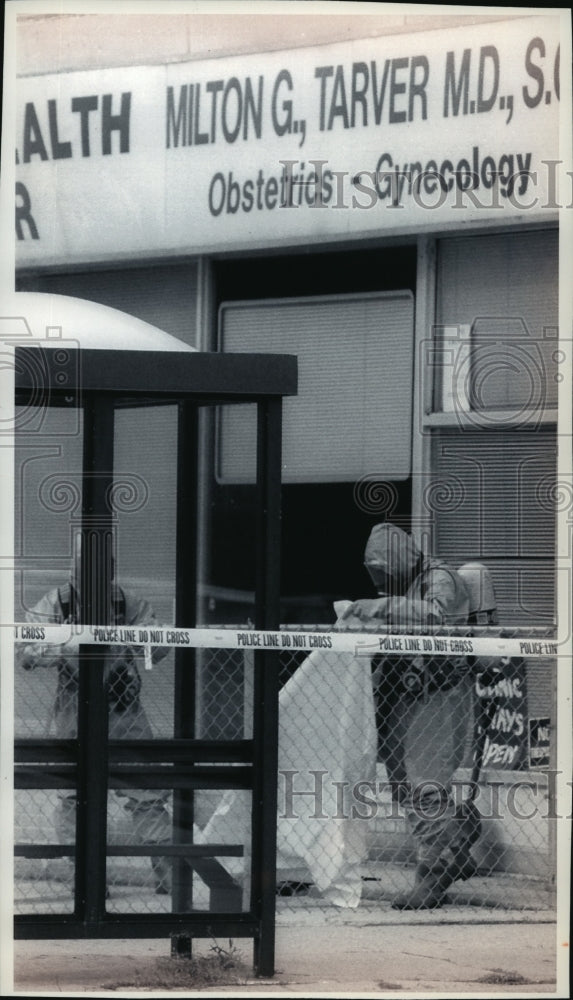 1993 Press Photo Milwaukee Fire Department personnel - mja02172 - Historic Images