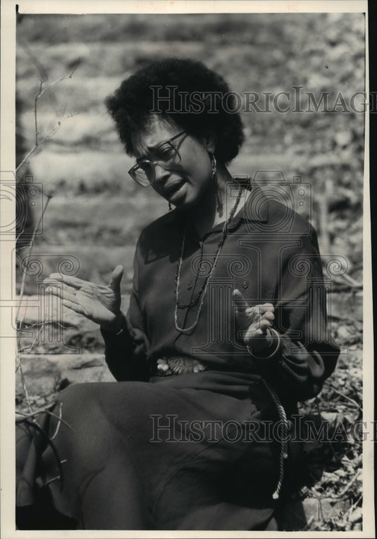 1988 Press Photo Folami Abiade "We are not going to dry up and evaropate" - Historic Images