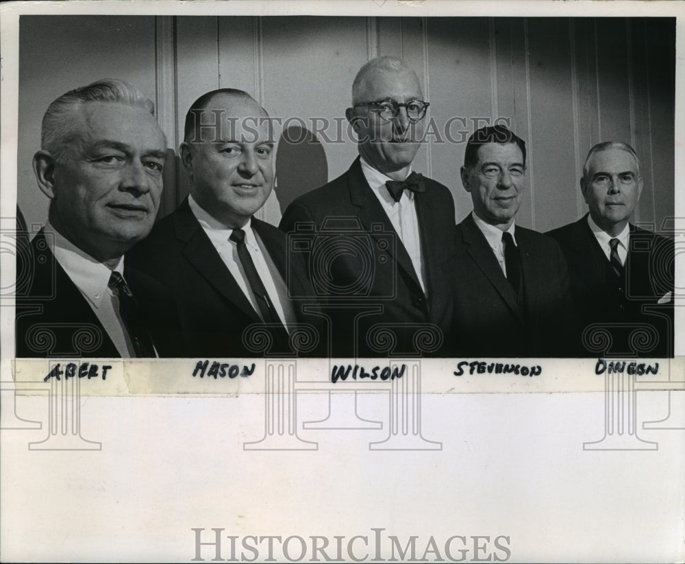 1967 Press Photo Carlton P Wilson, president of the Robert W Baird co - Historic Images