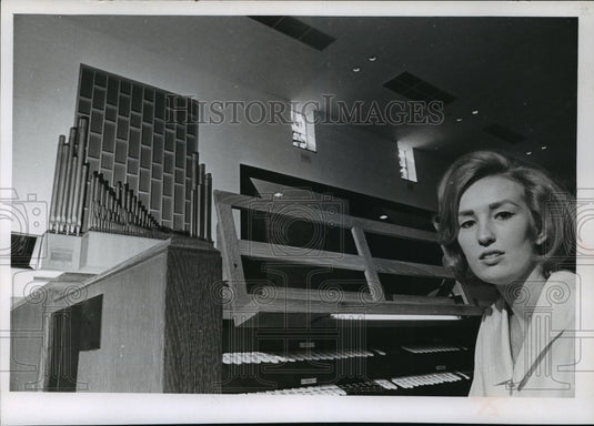 1968 Press Photo Marvel Basile, Milw. Organist - mja02836 - Historic Images