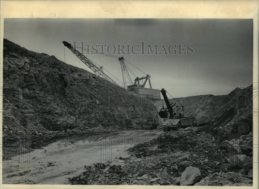 1984 Press Photo Acid rain - mja02848 - Historic Images