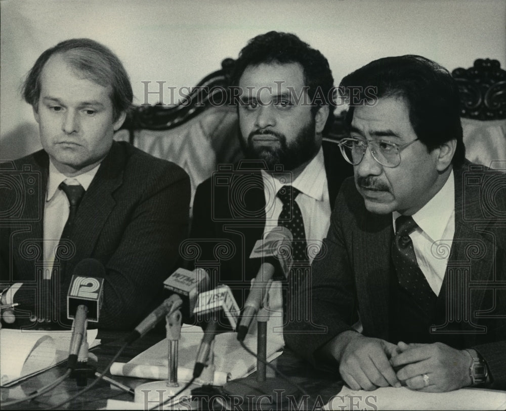 1985 Press Photo Narciso L. Aleman and Richard Congdon and Juan R. Mireles - Historic Images