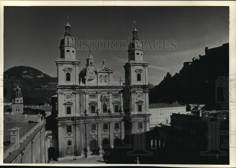 1988 Press Photo Salzburg Cathedral, built in the early 17th century - Historic Images