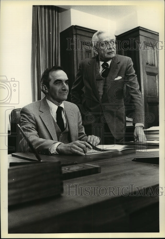 1985 Press Photo Donald Abert with Tom McCollow - mja03443 - Historic Images