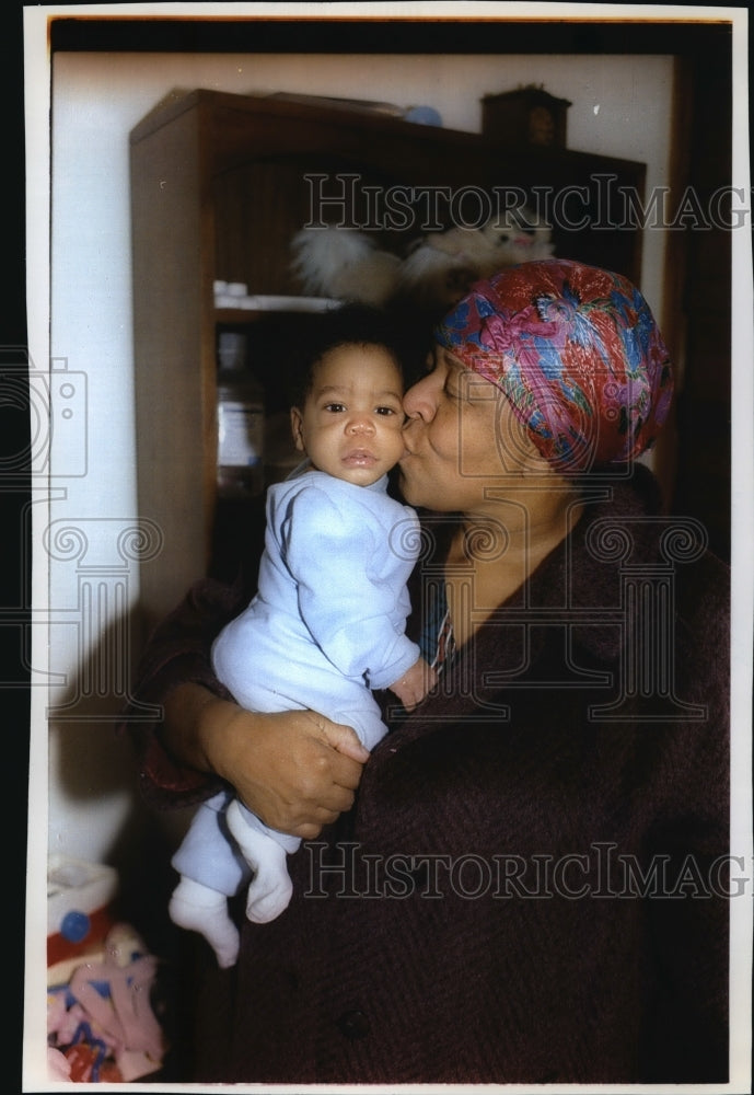 1994 Press Photo Clara Atwater, pastor of Love Tabernacle Church - mja03573 - Historic Images