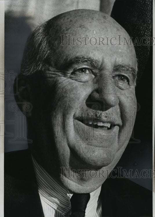 1956 Press Photo Frank H Bartholomew, Board Chairman of United Press Int'l - Historic Images