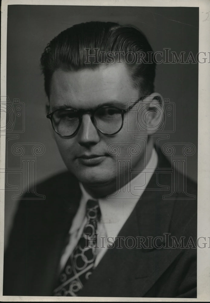 1948 Press Photo Russ Austin - mja03680-Historic Images