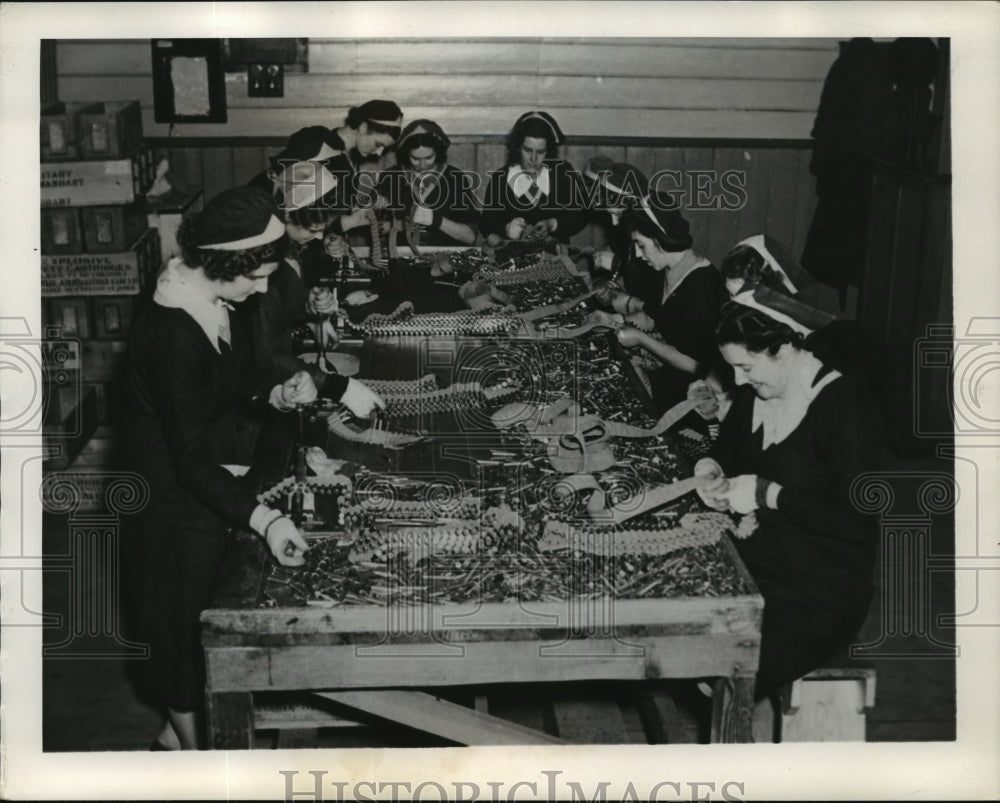 1940 Press Photo Ammunition prepared at Government Factory, Footscray, Victoria - Historic Images